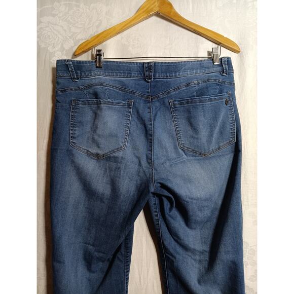 Democracy Jeans 16 AB Solution Blue Denim Straight Leg Elastic Waist Comfort - Picture 12 of 16